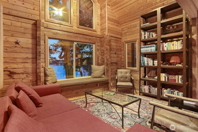 5 Smugglers Rowe, Henry Island, WA 98250