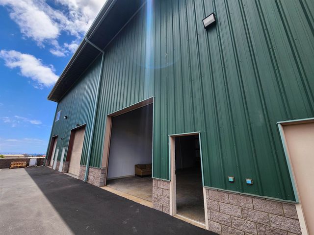 72 Ulupono St # E, Lahaina, HI 96761