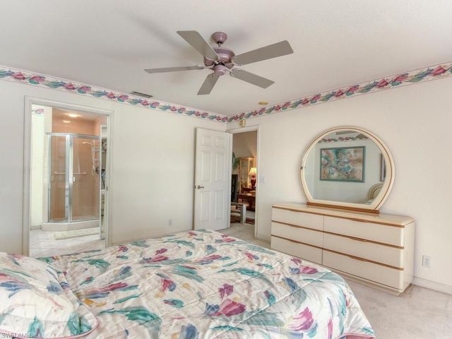 2462 Hidden Lake DR 208, Naples, FL 34112