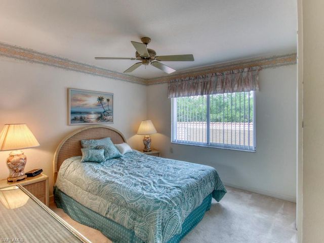 2462 Hidden Lake DR 208, Naples, FL 34112