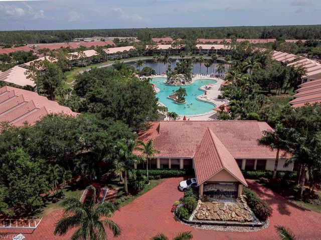 2462 Hidden Lake DR 208, Naples, FL 34112