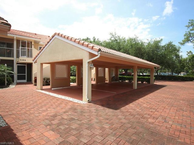 2462 Hidden Lake DR 208, Naples, FL 34112