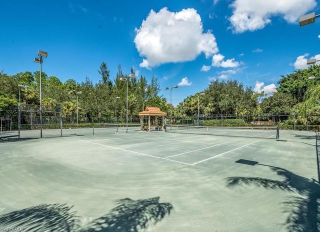 2462 Hidden Lake DR 208, Naples, FL 34112