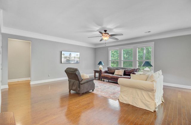 206 President Circle, Summerville, SC 29483