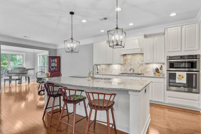 206 President Circle, Summerville, SC 29483