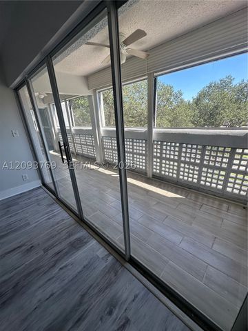 3301 Spanish Moss Ter 303, Lauderhill, FL 33319