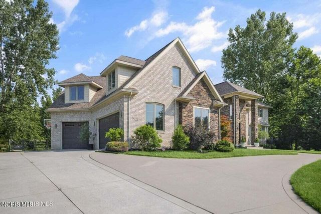 4271 Cranberry Lane, Sylvania, OH 43560