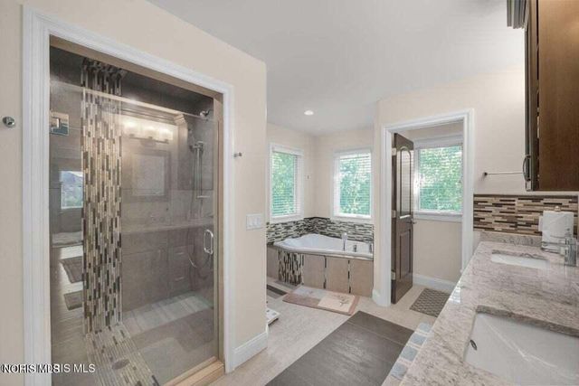 4271 Cranberry Lane, Sylvania, OH 43560