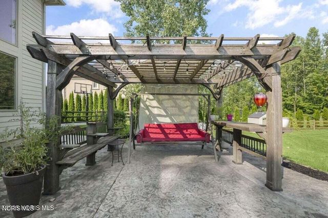 4271 Cranberry Lane, Sylvania, OH 43560