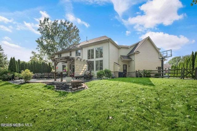 4271 Cranberry Lane, Sylvania, OH 43560