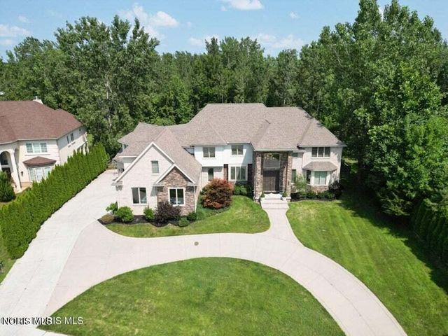4271 Cranberry Lane, Sylvania, OH 43560