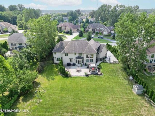 4271 Cranberry Lane, Sylvania, OH 43560