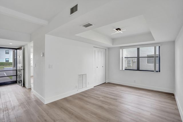 7674 Tahiti Lane 101, Lake Worth, FL 33467