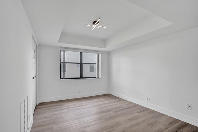 7674 Tahiti Lane 101, Lake Worth, FL 33467