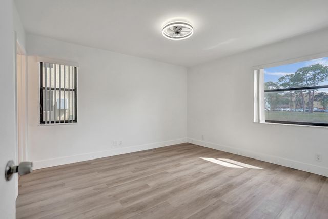 7674 Tahiti Lane 101, Lake Worth, FL 33467