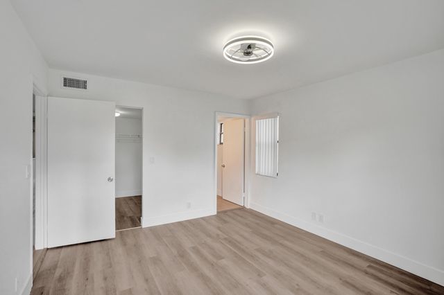 7674 Tahiti Lane 101, Lake Worth, FL 33467