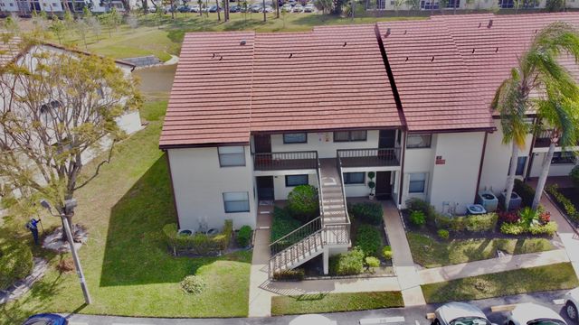 7674 Tahiti Lane 101, Lake Worth, FL 33467