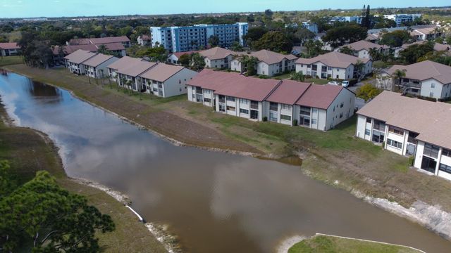 7674 Tahiti Lane 101, Lake Worth, FL 33467