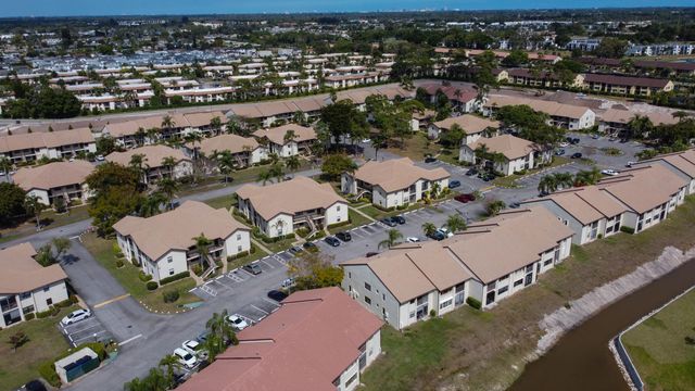 7674 Tahiti Lane 101, Lake Worth, FL 33467