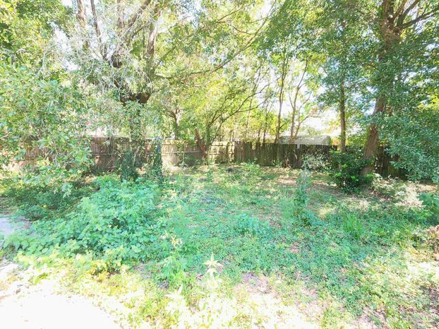 3545 Creighton Rd, Pensacola, FL 32504