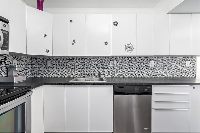 1833 S Ocean Dr 1407, Hallandale Beach, FL 33009