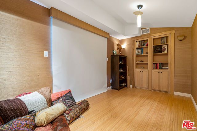 11940 Westminster Avenue, Los Angeles, CA 90066