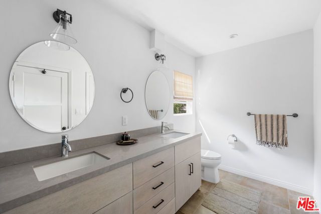 11940 Westminster Avenue, Los Angeles, CA 90066