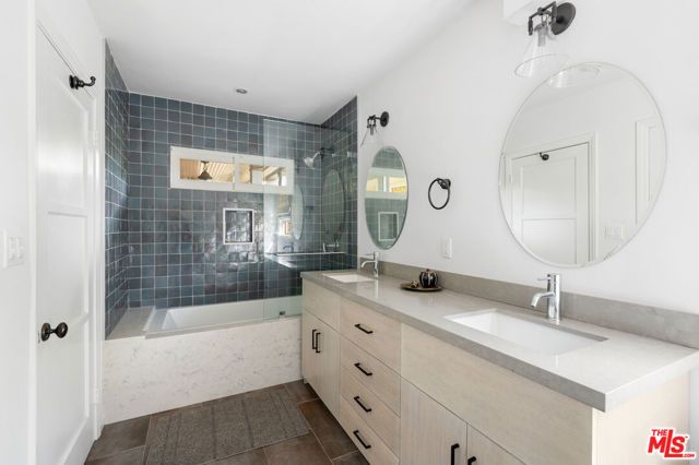 11940 Westminster Avenue, Los Angeles, CA 90066