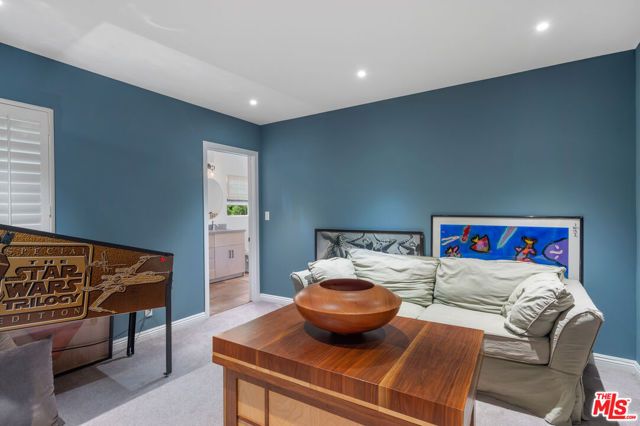 11940 Westminster Avenue, Los Angeles, CA 90066