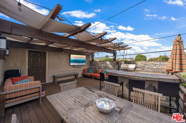11940 Westminster Avenue, Los Angeles, CA 90066