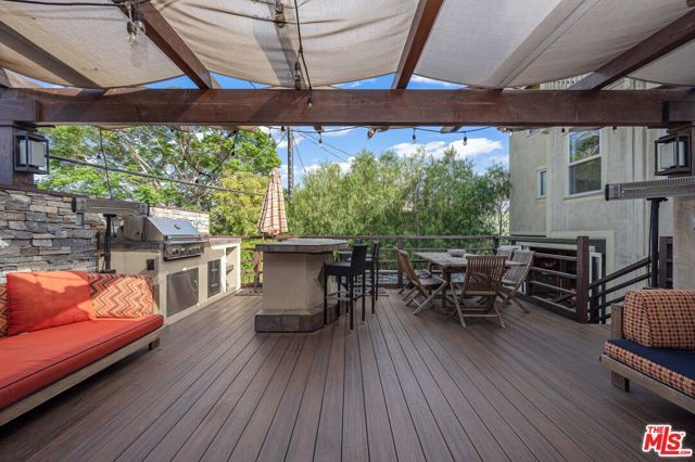 11940 Westminster Avenue, Los Angeles, CA 90066