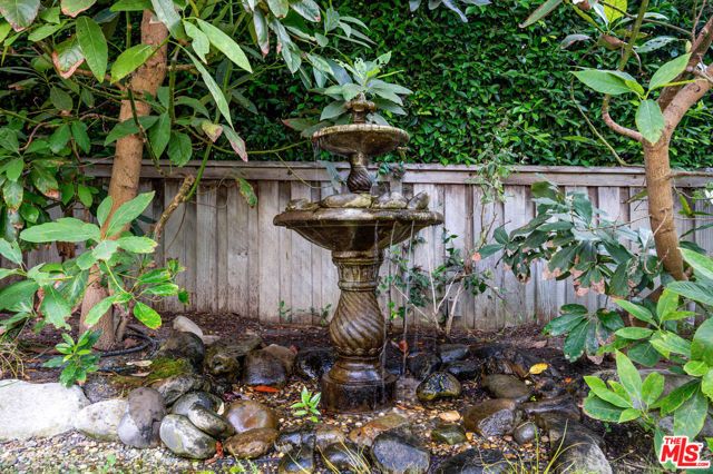 11940 Westminster Avenue, Los Angeles, CA 90066