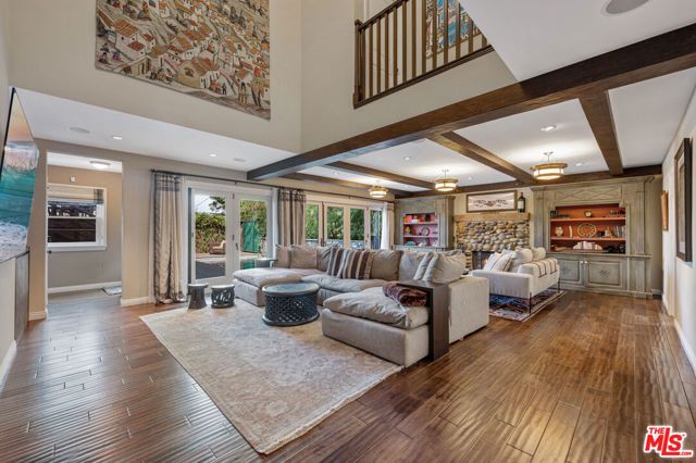11940 Westminster Avenue, Los Angeles, CA 90066