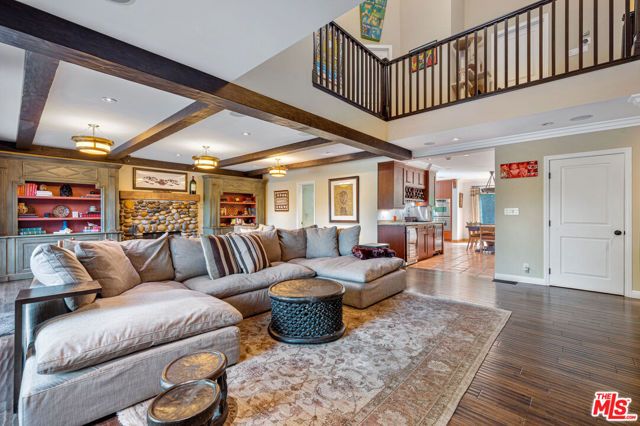 11940 Westminster Avenue, Los Angeles, CA 90066