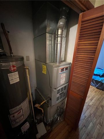 909 E 13th Street, Pittsburg, KS 66762