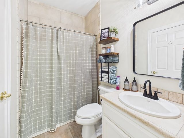 7722 Country Club Road, San Angelo, TX 76904