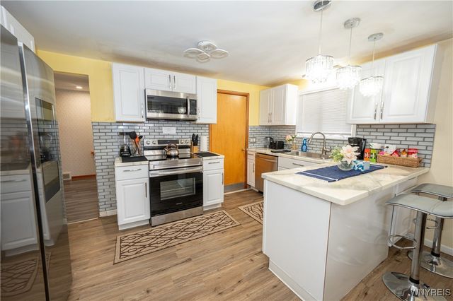 65 Nadine Drive, Cheektowaga, NY 14225