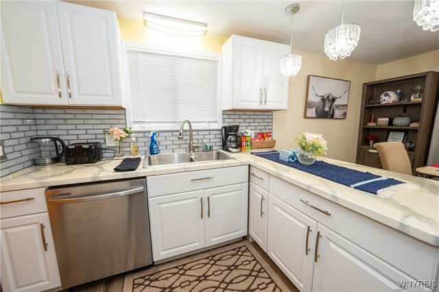 65 Nadine Drive, Cheektowaga, NY 14225