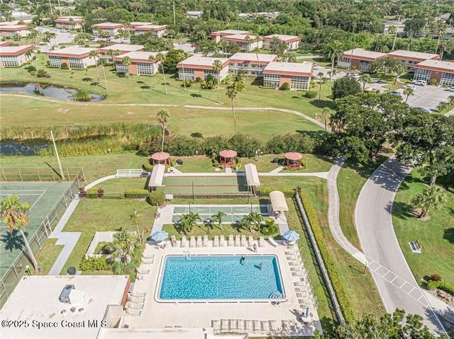 76 Royal Oak Drive 205, Vero Beach, FL 32962