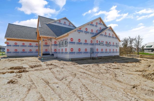 500 Chippewa Lane, Perrysburg, OH 43551