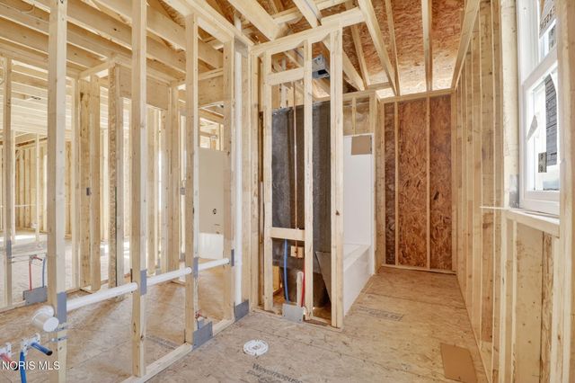 500 Chippewa Lane, Perrysburg, OH 43551