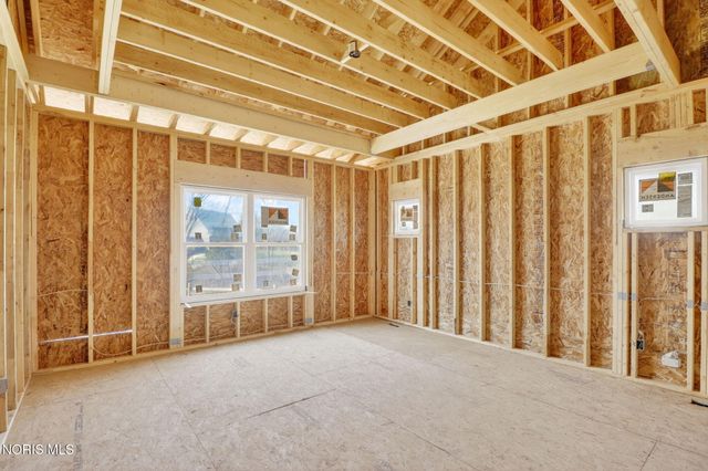 500 Chippewa Lane, Perrysburg, OH 43551