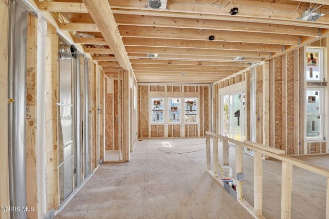 500 Chippewa Lane, Perrysburg, OH 43551