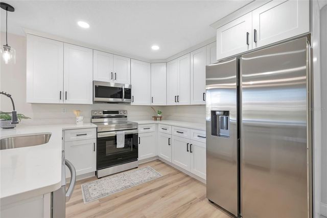 1421 GRACE STREET N, Lakeland, FL 33810