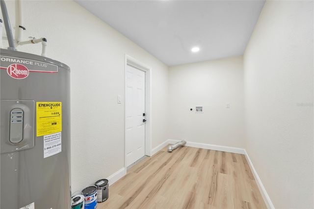 1421 GRACE STREET N, Lakeland, FL 33810