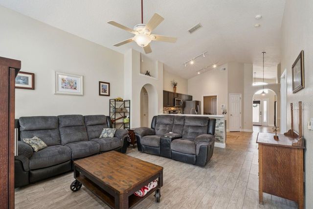 19668 KNIGHT TALE LANE, Orlando, FL 32833