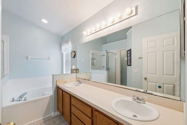 19668 KNIGHT TALE LANE, Orlando, FL 32833