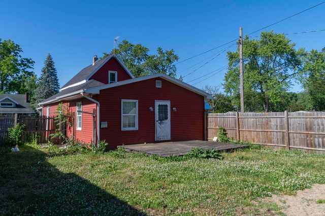 1138 Cedar Street, Elkhart, IN 46514