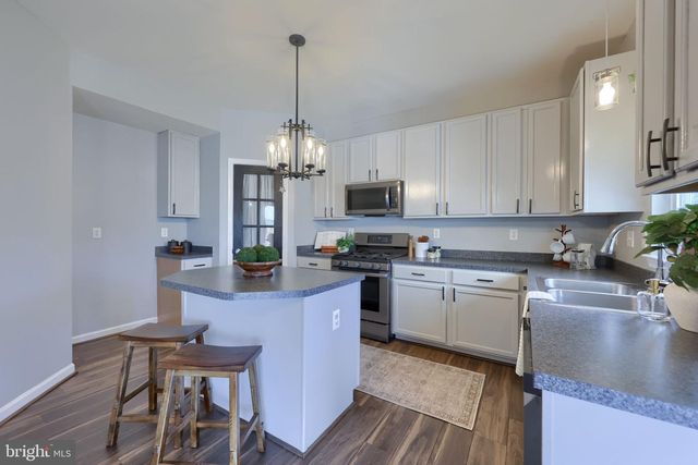 3530 HARDWOOD TER, Spring Grove, PA 17362