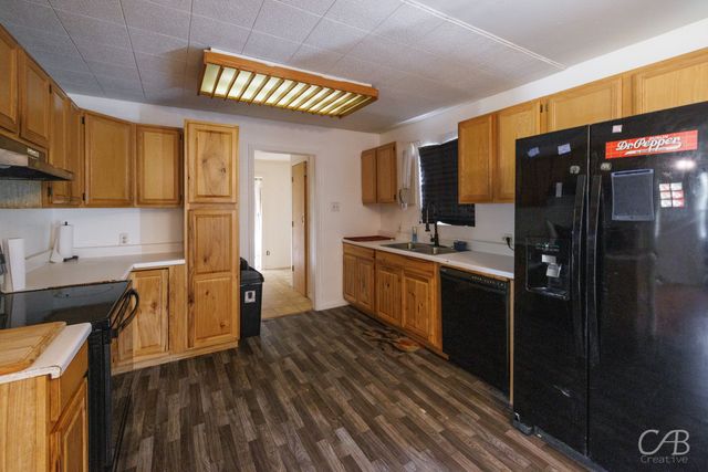 310 Avenue G, Hawley, TX 79525